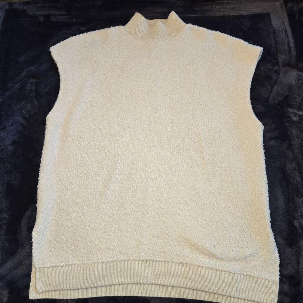 Zara Oversized Cream Boucle Mock Neck‎ Sweater Vest Women's Size Large